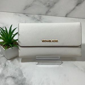 NWT Michael Kors Trifold Wallet